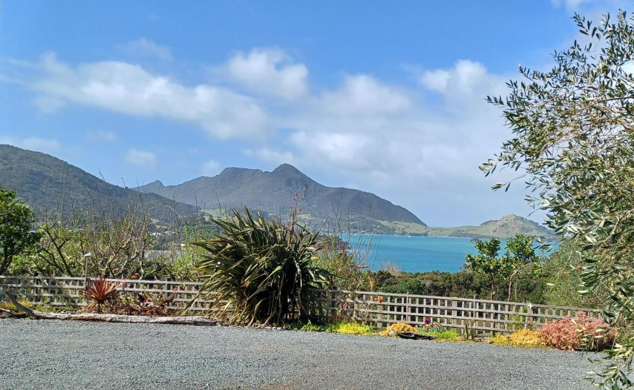 Whangarei Heads Mt Manaia View Holiday Studio מראה חיצוני תמונה