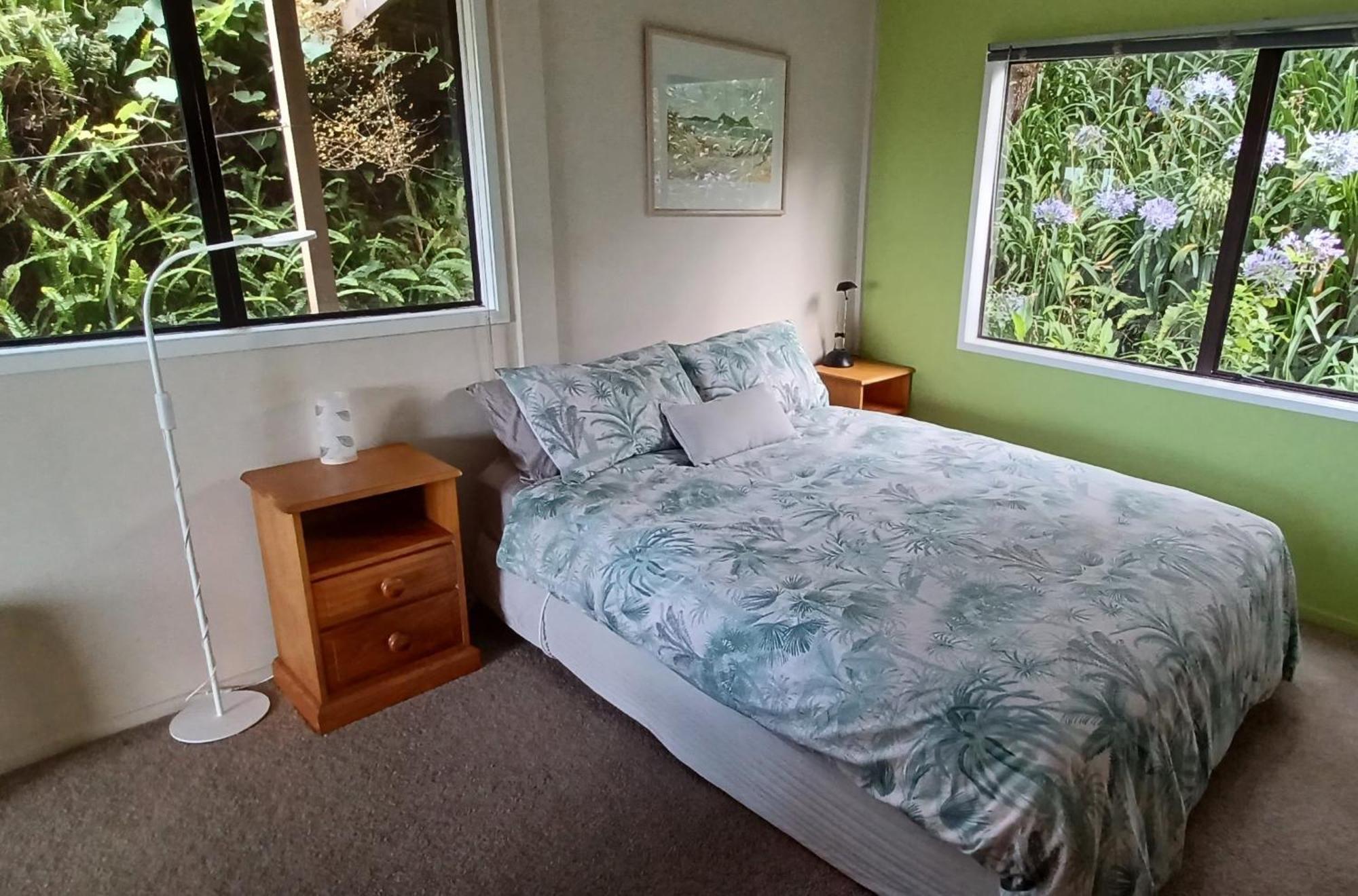 Whangarei Heads Mt Manaia View Holiday Studio מראה חיצוני תמונה